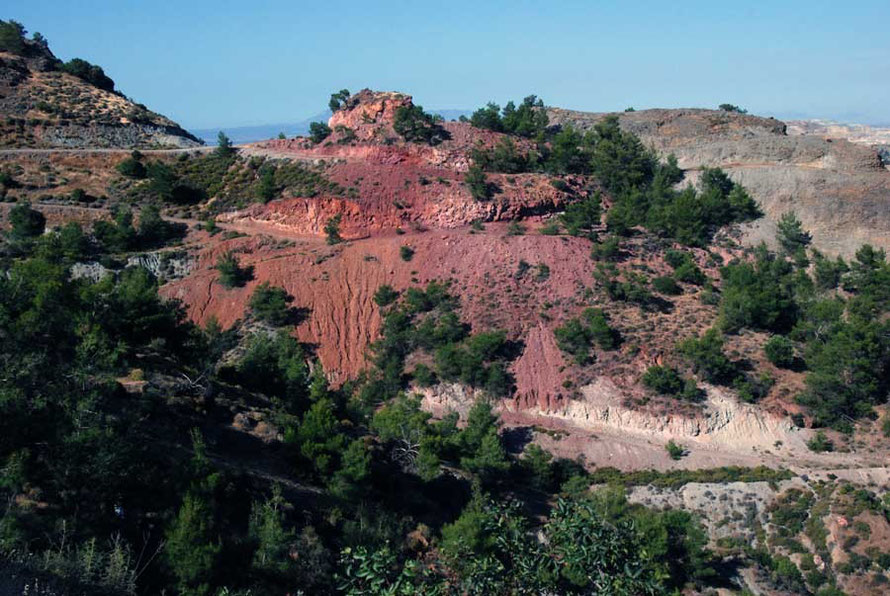 And the land itself blushes at the pity of it all: Copper mine waste near UNFICYP Camp Roca