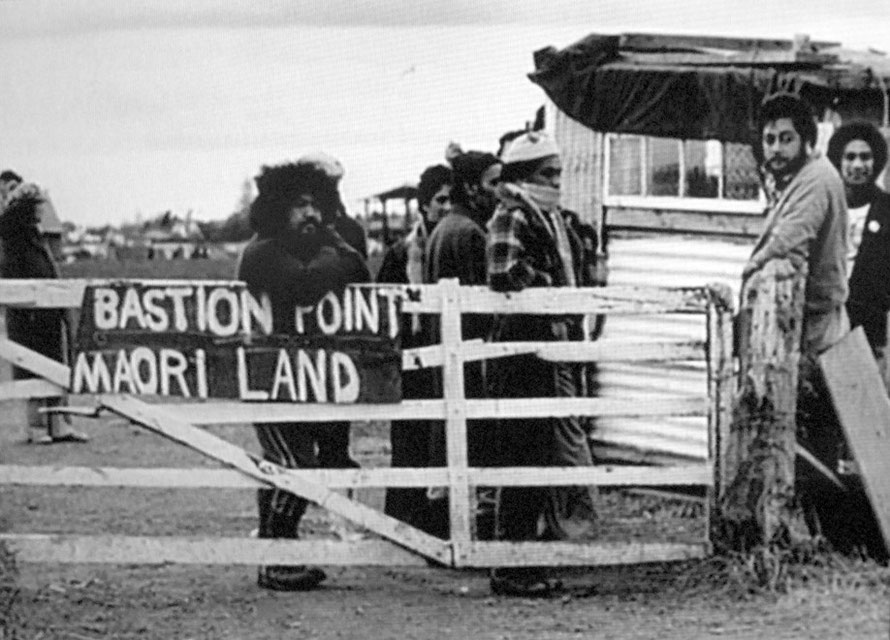 Land protest at Bastion Point/Takaparawhau near Auckland in the 1977-8. In 1988 the government announced that it had agreed to the Waitangi Tribunal’s recommendation that Bastion Point be returned to 