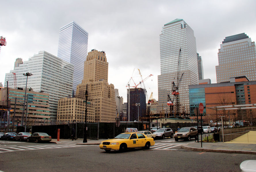 North End Avenue and Warren Street looking towards the site of the World Trade Center, New York 2006.