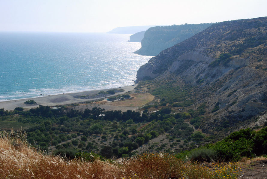 The serried points of the western side of Episkopi Bay running up to Cape Aspro from Kourion, May 2012.