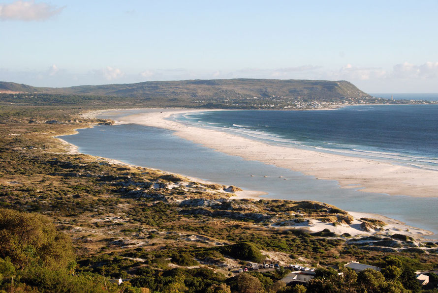 Long Beach between Monkey Valley and Komertjie looking south from our enforced Audi-stop on the Chapman's Peak road