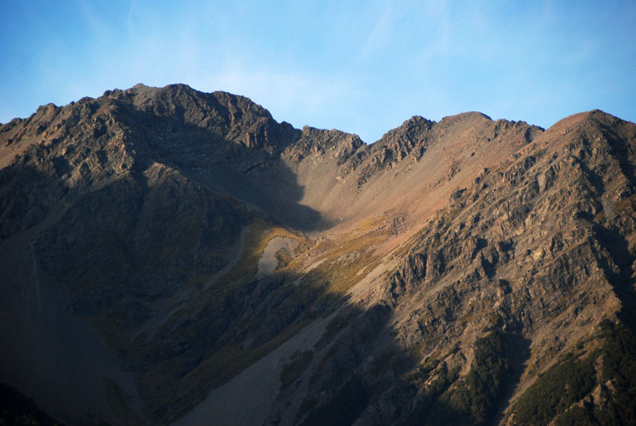 The barren tops of Dome in the Polar Range