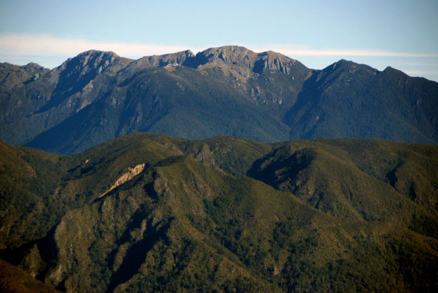 The Snowden Range and Mt Snowden (1859m) from Takaka Hill.