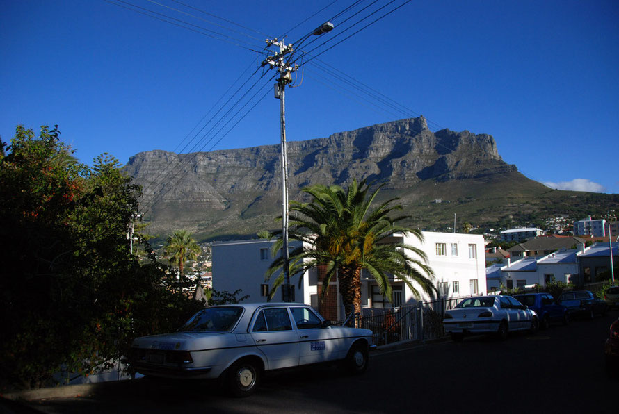 Spectacular view of Table Mountain from Tamboerskloof