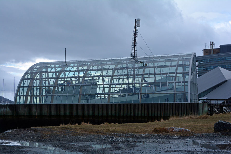 MS Polstjerna, built in 1949, is a sealing ship. In 33 seasons it harvested 100,000 harp seals from the east and west ice shelves. It is at the Polaria Museum in Tromsø.