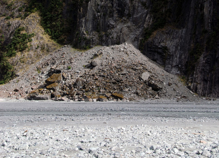 Scree and moraine deposits at the bottom of Cone Peak in the Fox Glacier valley