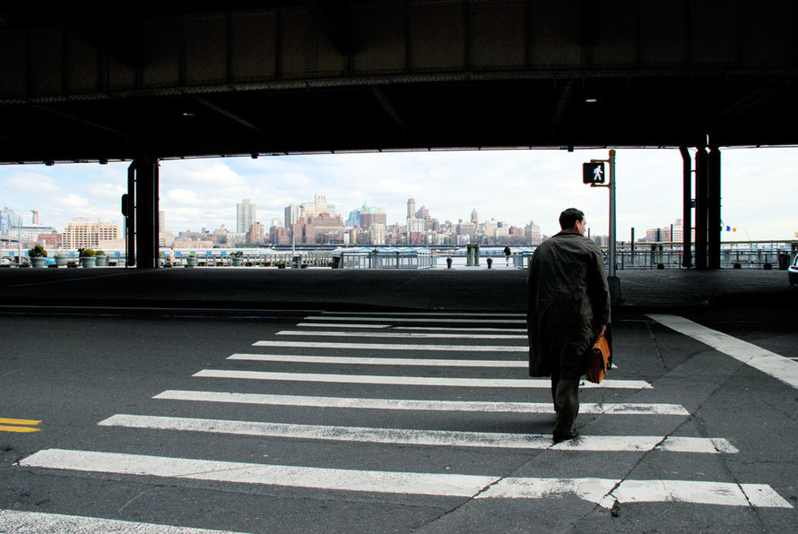 Going home: New York Financial District and the Brooklyn Skyline