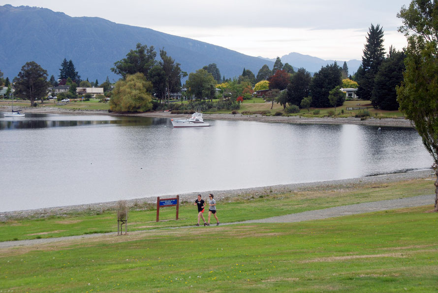 Lake Te Anau at Te Anau. The lake's level is controlled by the Manapouri hydro scheme and 'artificial replenishment of beaches on the lakeshore adjacent to Te Anau township has been carried out in rec