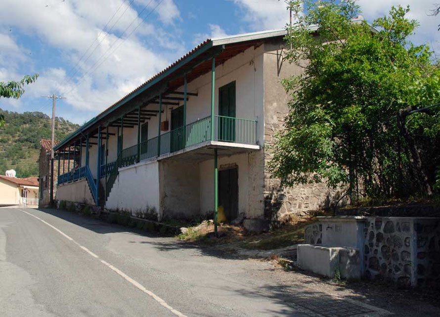 Houses in Tsakistra