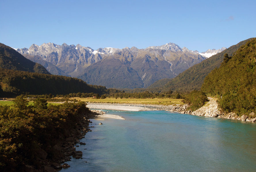 Whataroa River with the Butler Range and Mt Fletcher (2446m) to right and Mt Rangatira (2149m)  to left