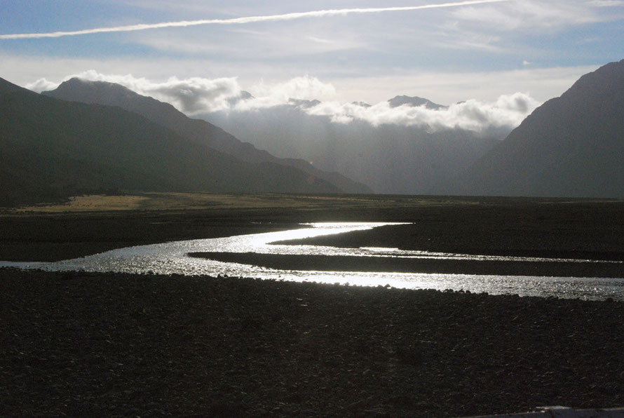 Looking north-west up the Waimakariri River to Mt Murchison (2408m/8195ft)