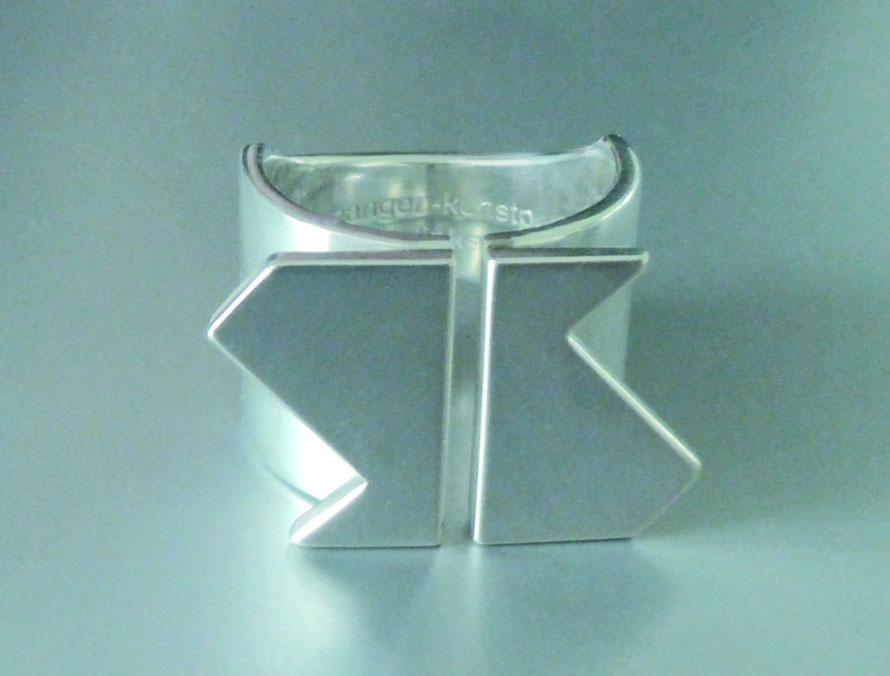 Preisträgerring 2016 für Susanne Linke; Copyright und Design: heijo hangen, 1968, Aufnahme: Jürgen Lippek