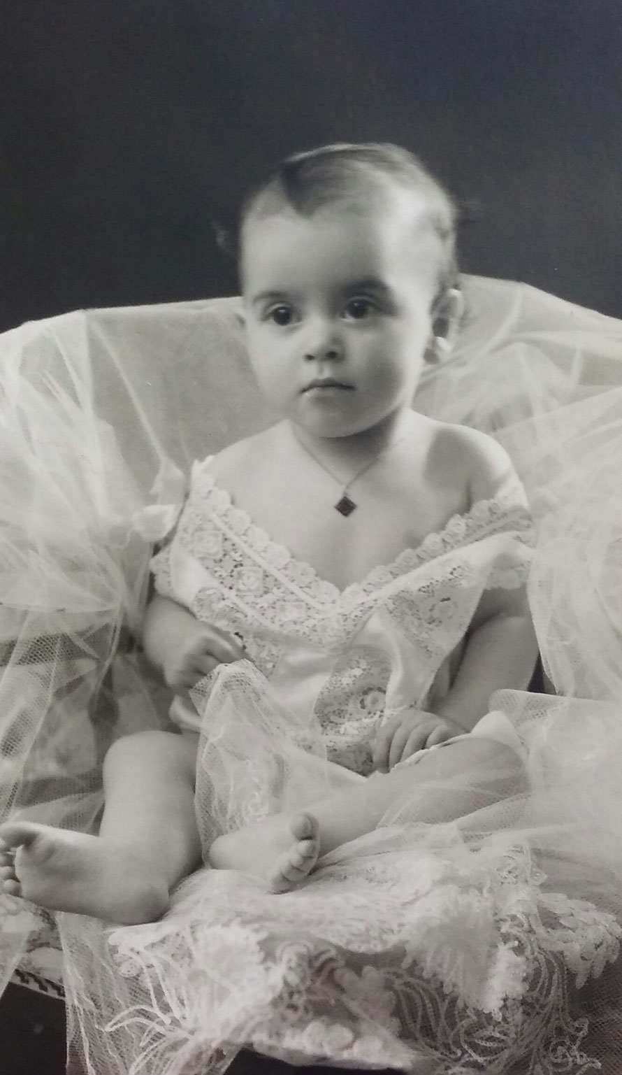 MI HERMANITA ROSA NOEMI, (MI MISITA) LA TERNURA Y DISCRECION ....