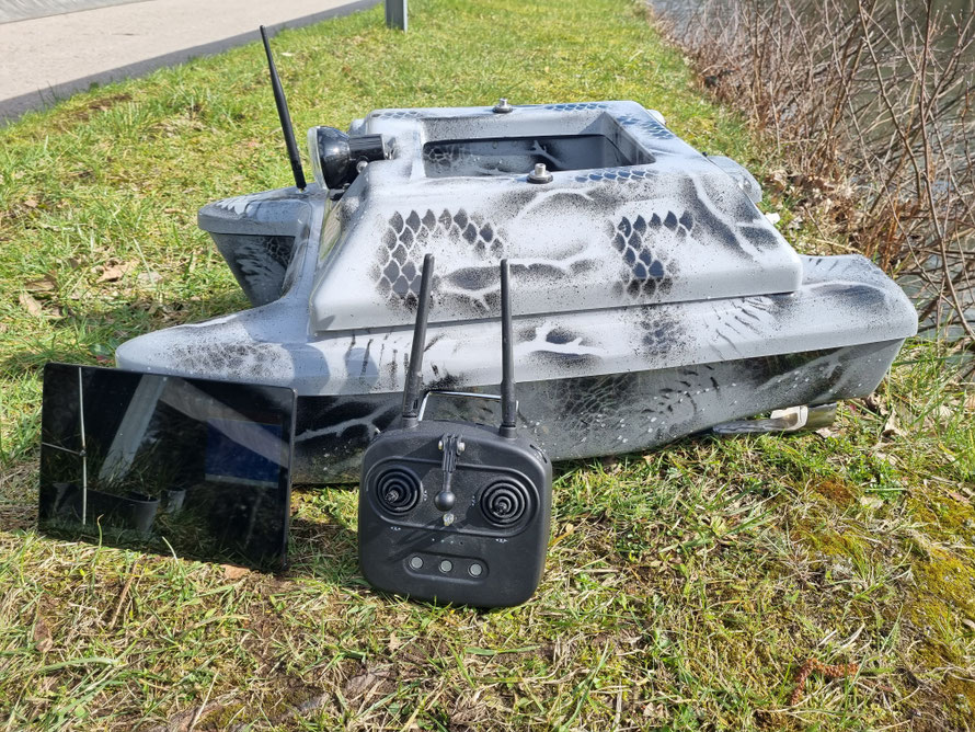 Huur Voerboot Voerboten Baitbaots Baitbaot Pulse Bleu Pulse Red pulse Black XR310 Toslon XR500 autopilot Carppilot pro onderwatercamera Toslon TF520 visvinder Fishfinders visvinders ToslonTF740 karpervisser Raymarine pro5 3DCarps karper huren voerboot