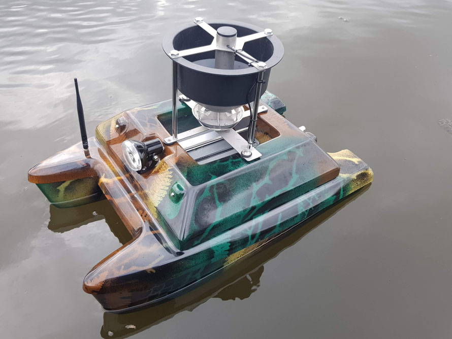 Voerboot - Voerboten - Baitboats - Baitboat- Pulse Bleu - Pulse Red - pulse Black - XR310 Toslon XR500 - autopilot - Carppilot pro - onderwatercamera - Toslon TF520 - visvinder - Fishfinders - visvinders - ToslonTF740 - karpervisser - Raymarine pro5 