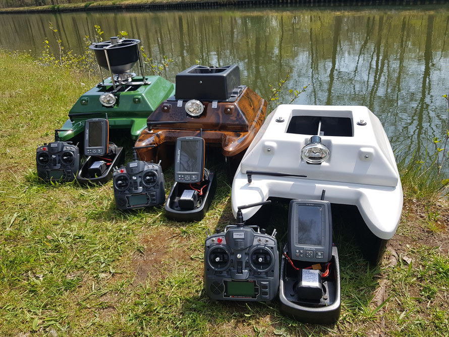 Toslon TF740 onderwatercamera Ultimate Stealth dubbele Cam voerboten baitboats visvinder fishfinder visvinders   Toslon TF640 Toslon TF750 Big Spotter karper carp  karpers Raymarine pro 5 3D Carps  voerboot kopen voerboten Ultimate Stealth Cam