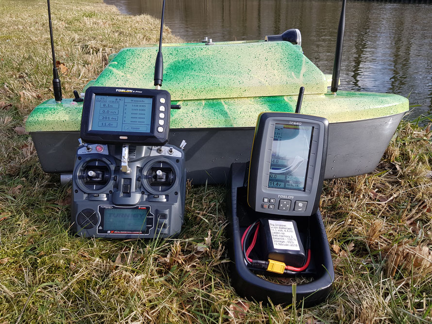 Toslon TF750 onderwatercamera Ultimate Stealth dubbele Cam voerboten baitboats visvinder fishfinder visvinders   Toslon TF640 Toslon TF740 Big Spotter karper carp  karpers Raymarine pro 5 3D Carps  voerboot kopen voerboten Ultimate Stealth Cam