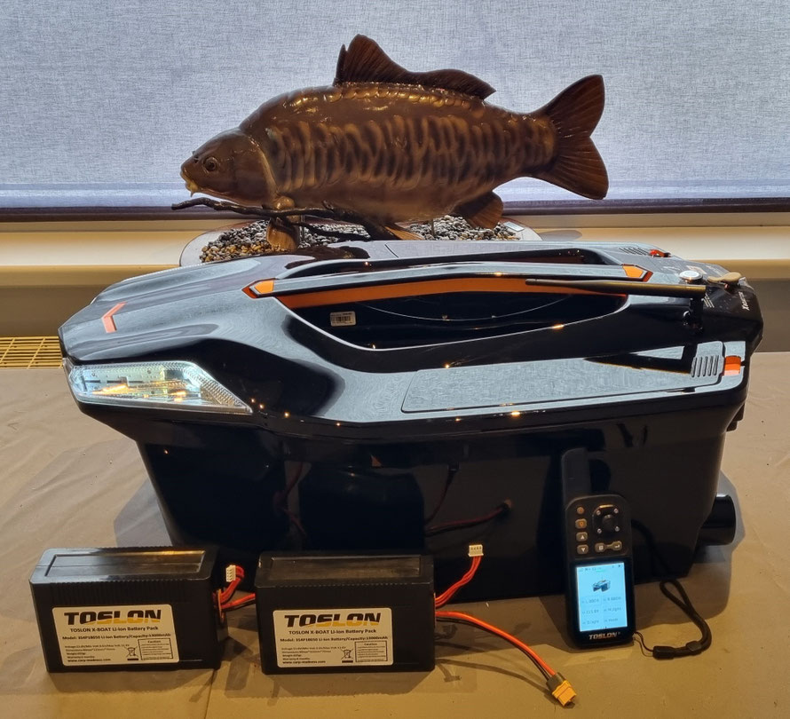 huur voerboot - Voerboten - Baitboats - Baitboat- Pulse Bleu - Pulse Red - pulse Black - XR310 Toslon XR500 - autopilot - Carppilot pro - onderwatercamera - Toslon TF520 - visvinder - Fishfinders - visvinders - ToslonTF740 - karpervisser - Raymarine pro5 