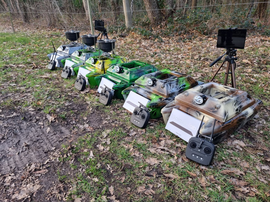 XR310,Toslon XR500,XR500 autopilot. Carp Pilot pro,onderwatercamera,Ultimate Stealth Cam Dubbele,Toslon,TF520,Ultimate Stealth cam,voerboten,baitboats,visvinder,fishfinder,visvinders,Toslon TF740,karper,Raymarine pro5,3DCarps ,voerboot,xr500