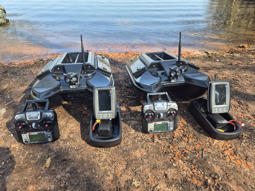 XR310,Toslon XR500,XR500 autopilot. Carp Pilot pro,onderwatercamera,Ultimate Stealth Cam Dubbele,Toslon,TF520,Ultimate Stealth cam,voerboten,baitboats,visvinder,fishfinder,visvinders,Toslon TF740,karper,Raymarine pro5,3DCarps ,voerboot,xr500