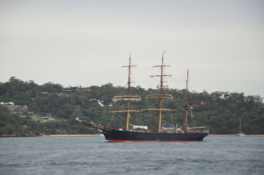 I enjoy my first free afternoon and take the ferry to Manly