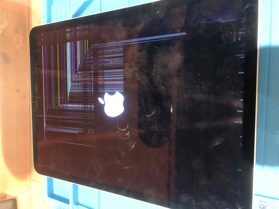 広島のiPhone修理店・ミスターアイフィクスでは、iPadPro11のパネル交換をどこよりもお安く提供させていただいています。
