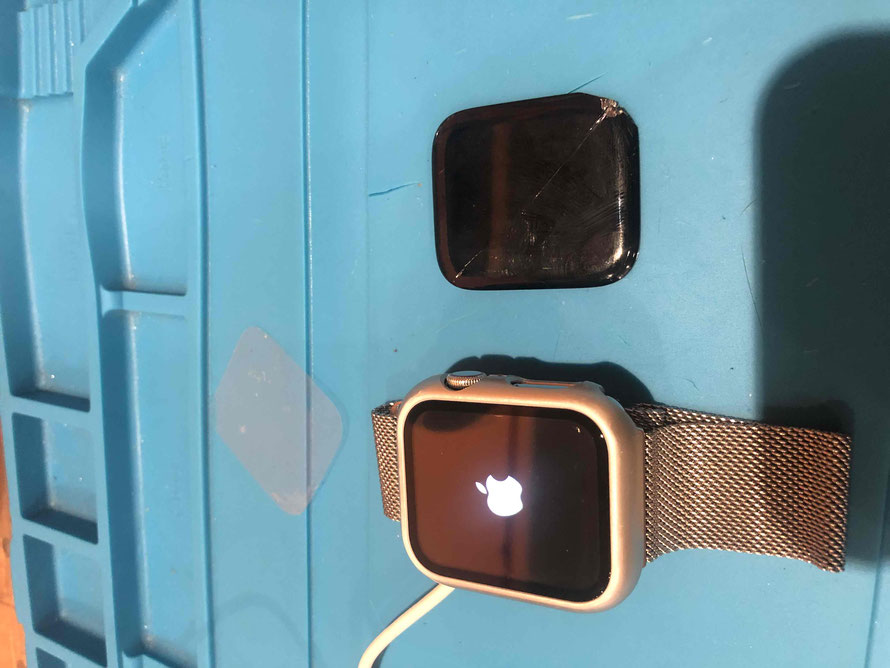 広島のiPhone修理店・ミスターアイフィクスでは、AppleWatchのパネル割れ交換をどこよりもお安く提供させていただいています。