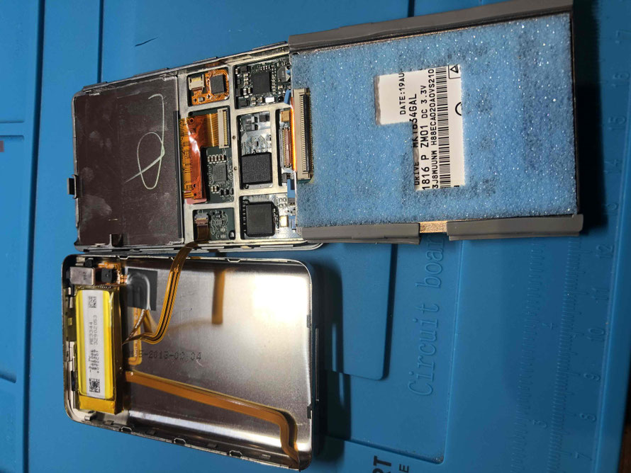 広島のiPhone修理店・ミスターアイフィクスでは、iPodClassicのバッテリー交換をどこよりもお安く提供させていただいています。