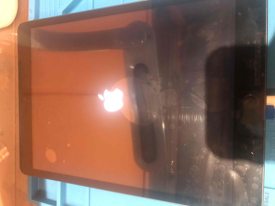 広島のiPhone修理店・ミスターアイフィクスでは、iPad8のパネル割れ修理をどこよりもお安く提供させていただいています。