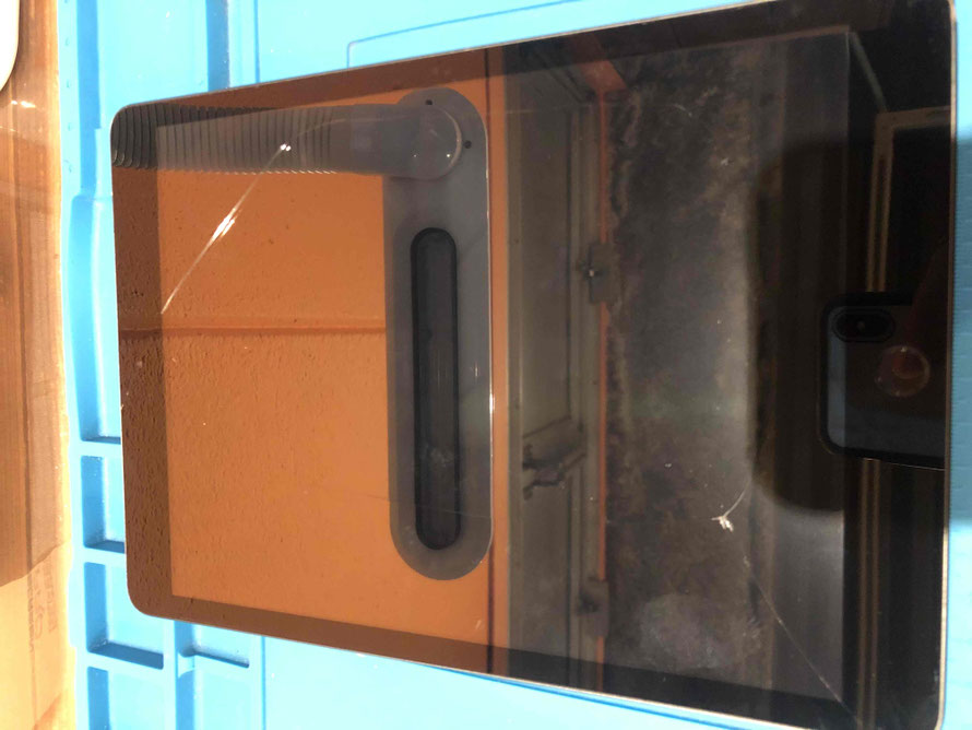 広島のiPhone修理店・ミスターアイフィクスでは、iPad8のパネル交換をどこよりもお安く提供させていただいています。