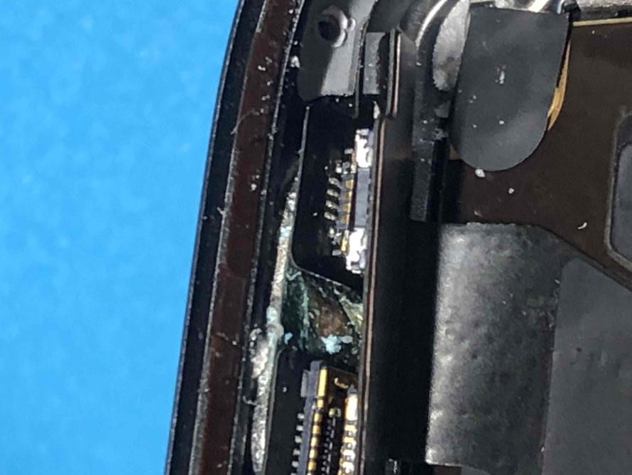 広島のiPhone修理店・ミスターアイフィクスでは、AppleWatchのスリープボタン修理をどこよりもお安く提供させていただいています。