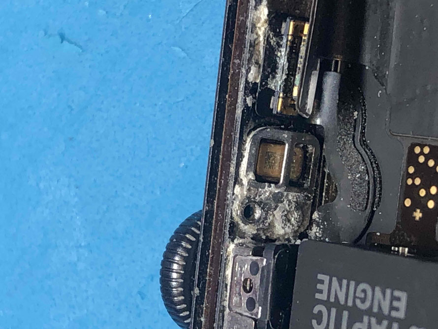 広島のiPhone修理店・ミスターアイフィクスでは、AppleWatchのデジタルクラウン修理をどこよりもお安く提供させていただいています。
