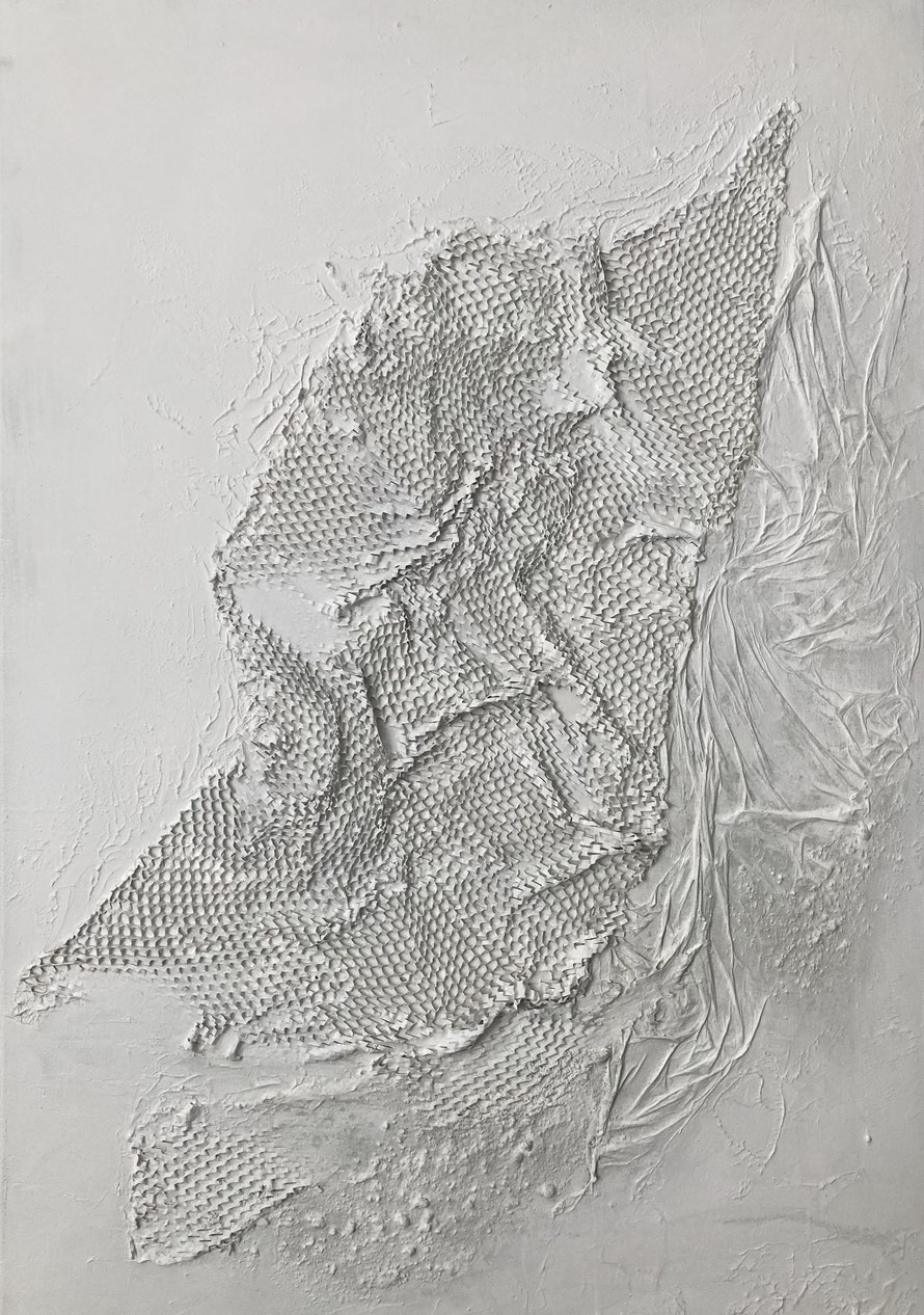 "Abstraktion Weiß", Mixed Media auf Leinwand mit Schattenfugenrahmen, 80x100cm