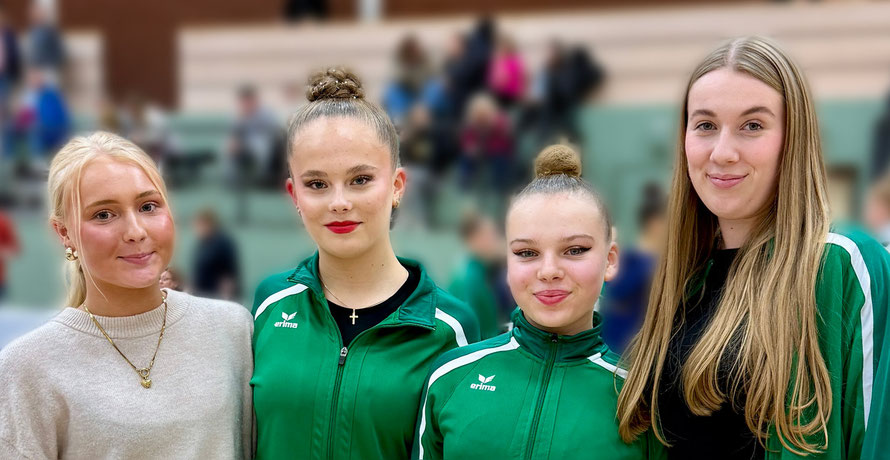 Von links: Luisa Tielkes (Trainerin), Kira Mayer, Viktoria Vashchuk, Annkathrin Brunner (Trainerin)