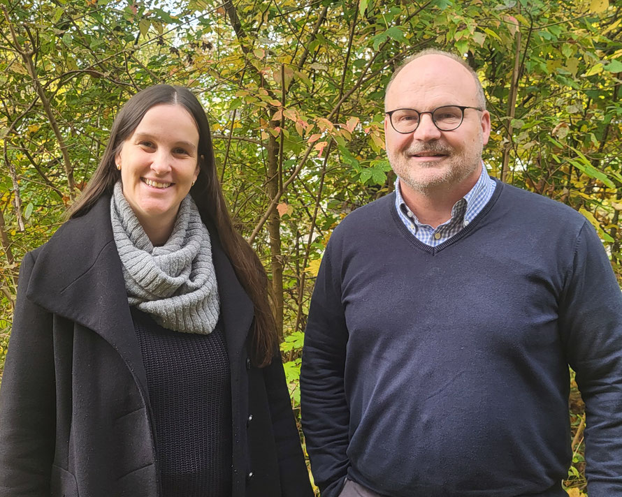 Frau Beck und Herr Schneider