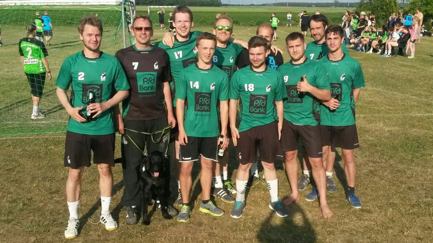 Die gemischte Herrentruppe des TuS Altwarmbüchen bei MAK III in ALLEN Disziplinen ganz weit vorne!
