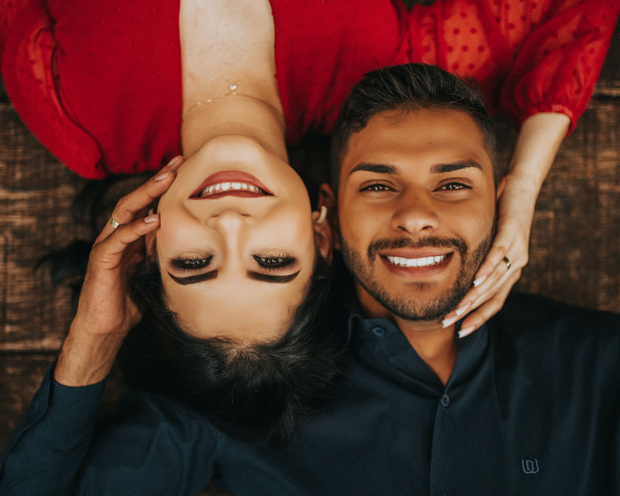 denti bianchi e sorriso smagliante
