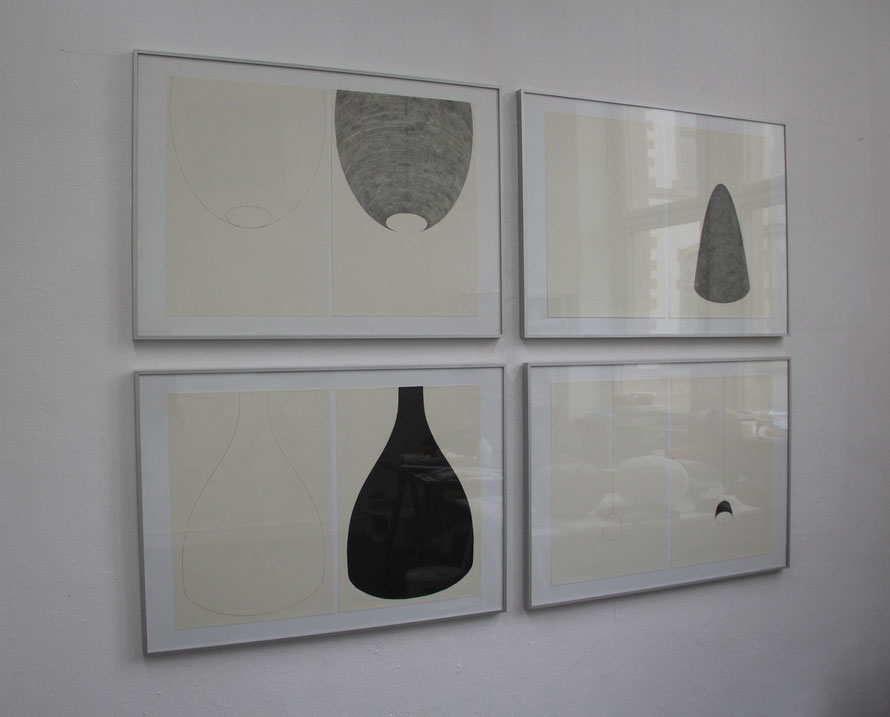 Hülle, je 55 x 42 cm, Bleistift auf Papier, 2012