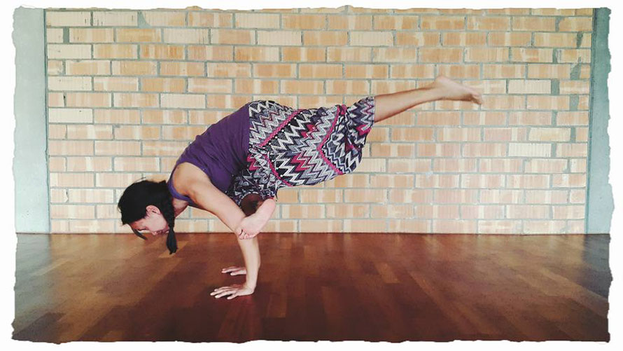 Tigress Yoga, die Symbiose von Power Vinyasa Yoga & Kung Fu. Ideal für sportliche Anfänger. Yoga Ausbildungen & Weiterbildungen für Yogalehrer, Physiotherapeuten & Sportprofis. Tigress Yoga Kids: Kinderyoga und Kung Fu. In Zürich Oerlikon.