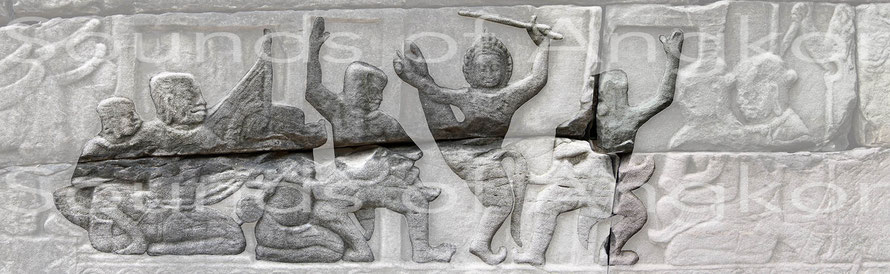3. The main dancer is accompanied by two secondary dancers, unless they are two singers who begin to dance, which would illuminate the presence of two singers in scene 4. Banteay Chhmar.