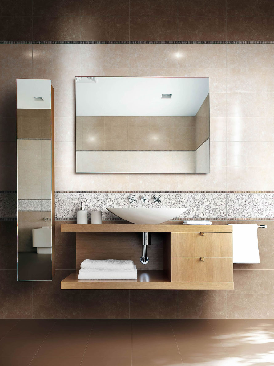 Gallery, piastrella da rivestimento 20x40 in bicottura con finitura naturale matt. Collezione semplice e multistile, presentata sia in toni caldi che in toni freddi.