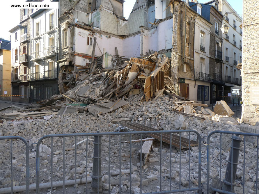 Le 12 octobre, effondrement d'un immeuble à Dieppe