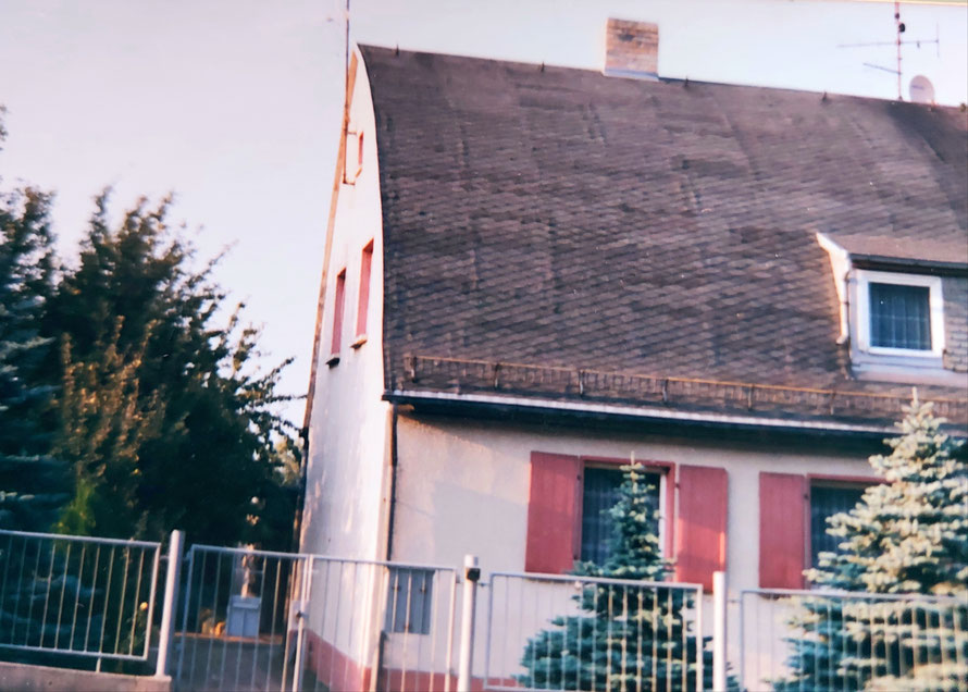 Haus meiner Großeltern väterlicherseits in Sachsen-Anhalt; Anfang der 1990er Jahre