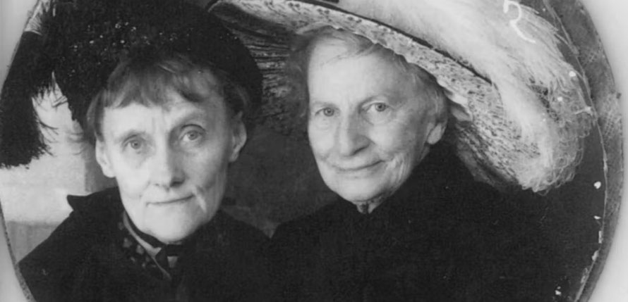 Astrid Lindgren und Elsa Olenius (https://www.astridlindgren.com/de/werke/die-theaterstucke)