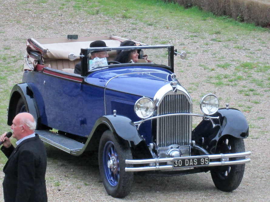 voiture ancienne Talbot au château de Maisons-Laffitte