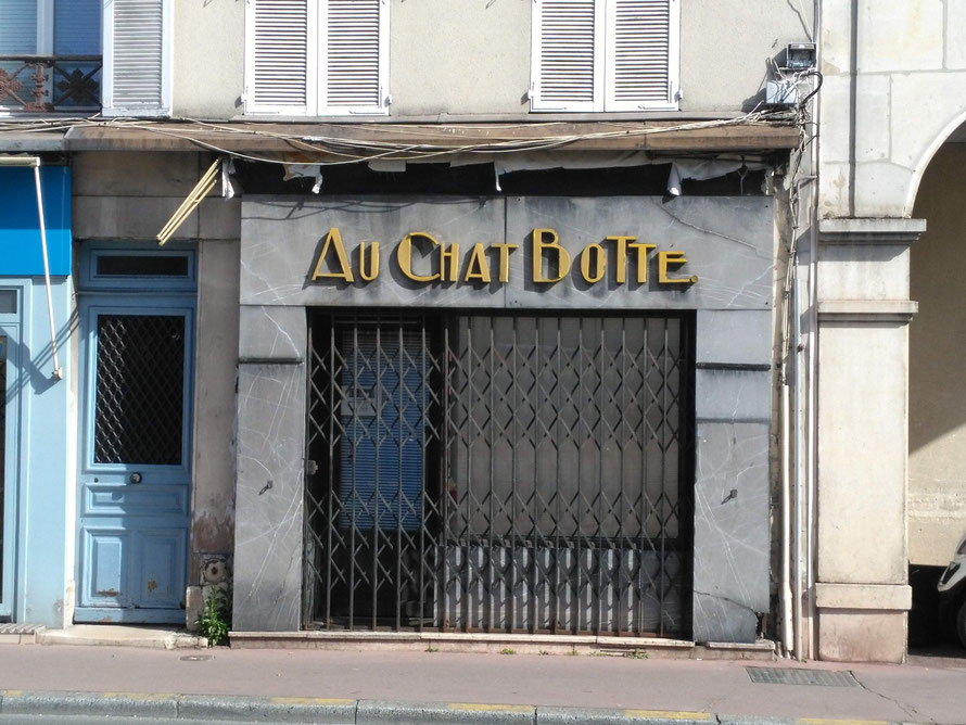 maisons-laffitte au chat botté rue de paris