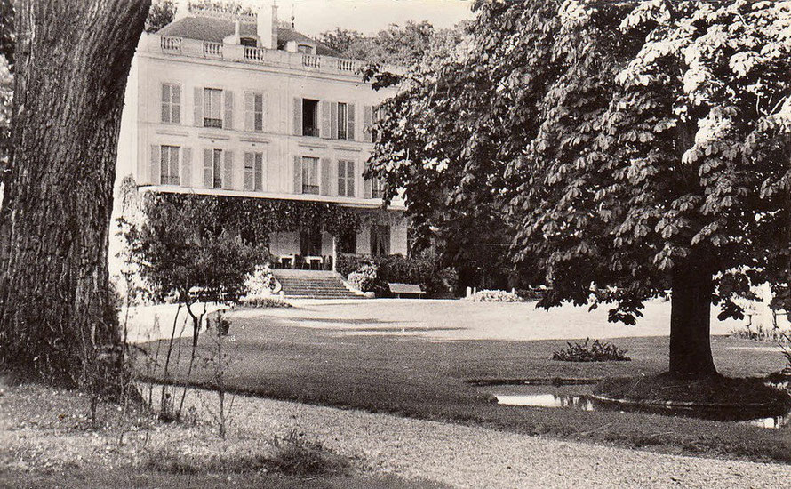 Café restaurant dans le parc du château de Maisons-Laffitte