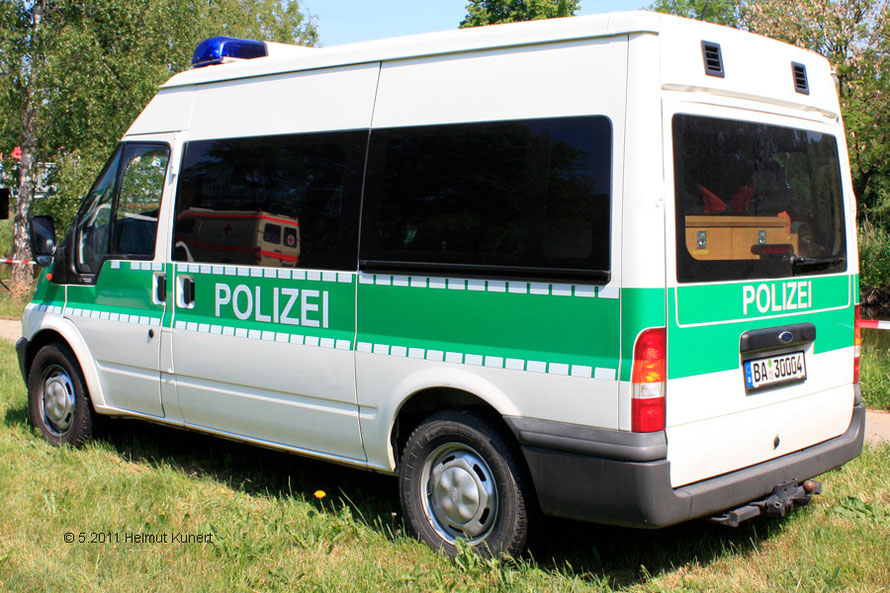 Transit im Einsatz mit der Tauchergruppe