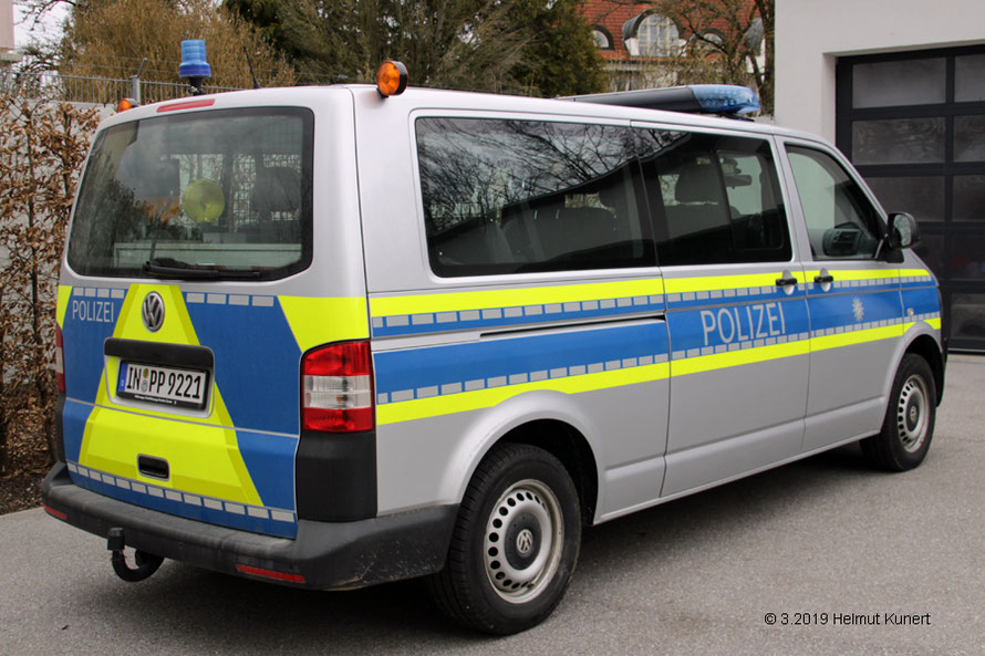 Der VW wurde nachträglich mit einer Anhängekupplung ausgestattet.