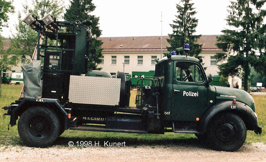 Aufnahmen vom Tag der offenen Tür in Dachau 1998